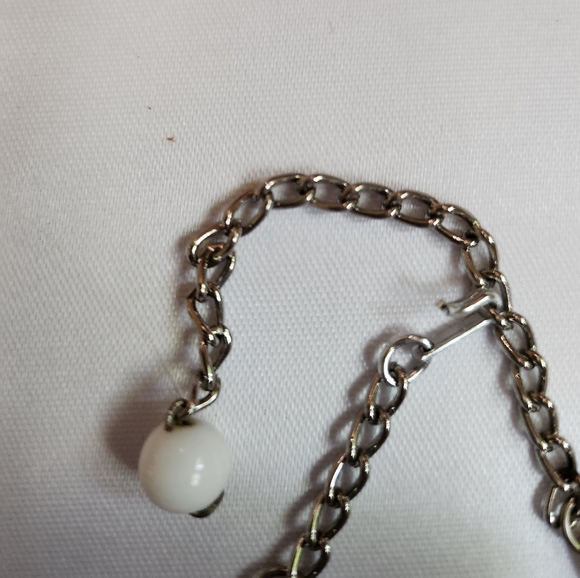 Necklace White "Chicklets" and Silver Tone (Vintage) - Picture 2 of 2